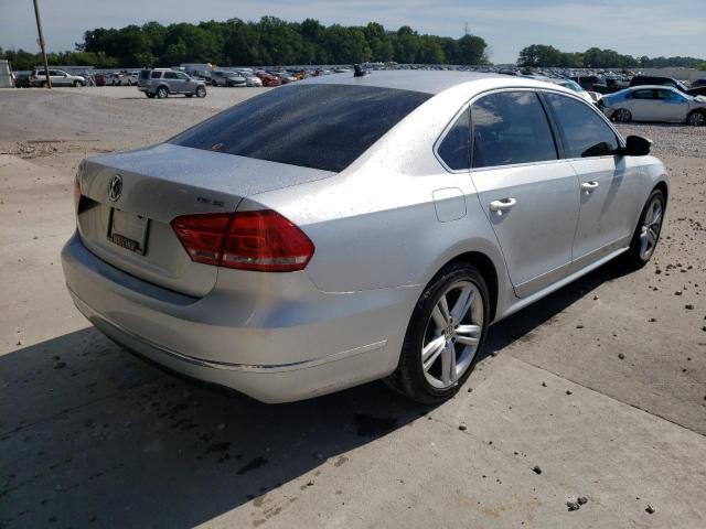 Photo 4 from auction – 2015 VOLKSWAGEN PASSAT SE with VIN 1VWBS7A37FC058129