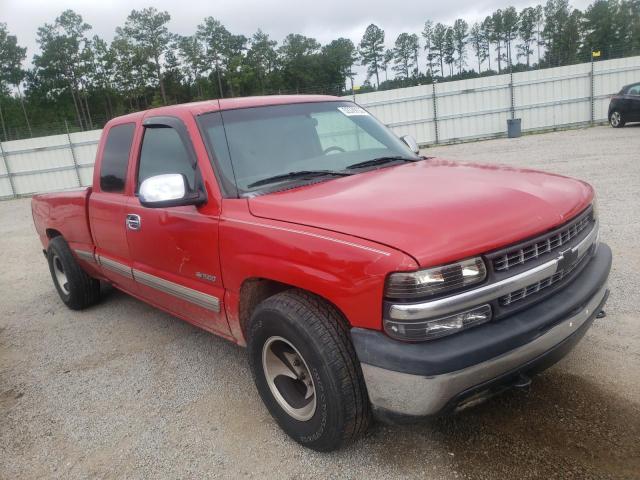 CHEVROLET SILVERADO 2000 with VIN 1GCEC19T9YZ179520 - Photo from auction