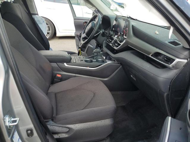 Photo 5 from auction – 2022 TOYOTA HIGHLANDER with VIN 5TDBZRBH9NS177141