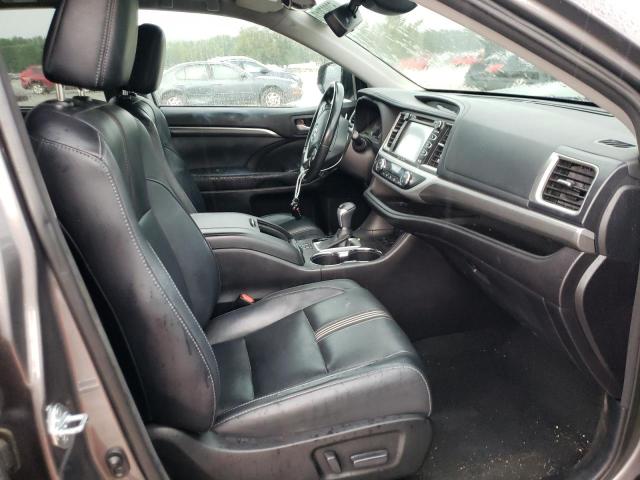 Zdjęcie 5 z aukcji – 2017 TOYOTA HIGHLANDER z VIN 5TDKZRFH0HS508395