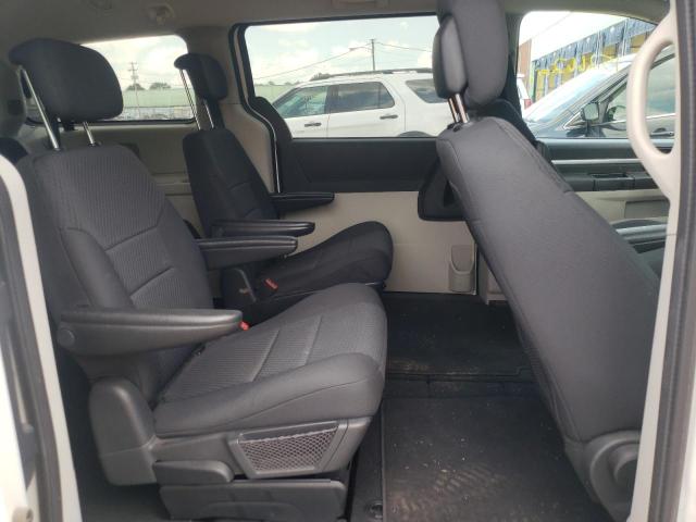 Photo 6 from auction – 2010 DODGE GRAND CARA with VIN 2D4RN4DE3AR490837