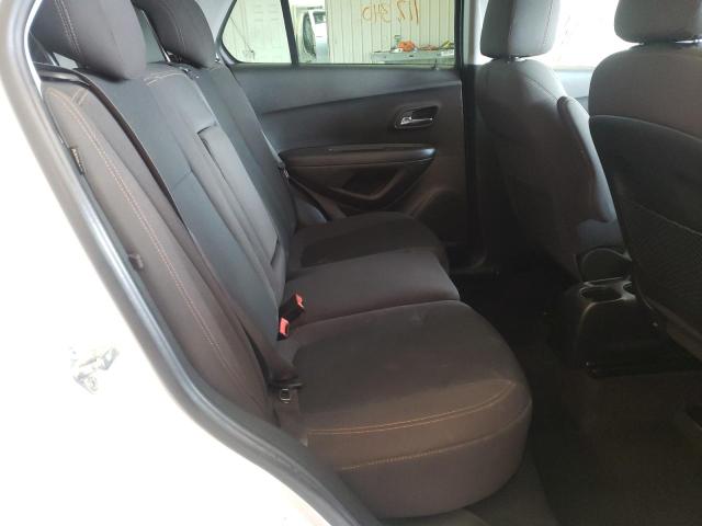 Photo 6 from auction – 2017 CHEVROLET TRAX LS with VIN KL7CJKSB3HB049873