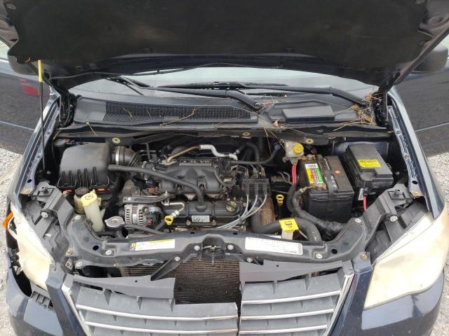 Photo 7 from auction – 2009 CHRYSLER TOWN & COU with VIN 2A8HR44E89R534283