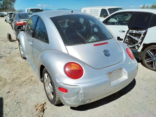 Photo 3 from auction – 2000 VOLKSWAGEN NEW BEETLE with VIN 3VWCC21C1YM465899
