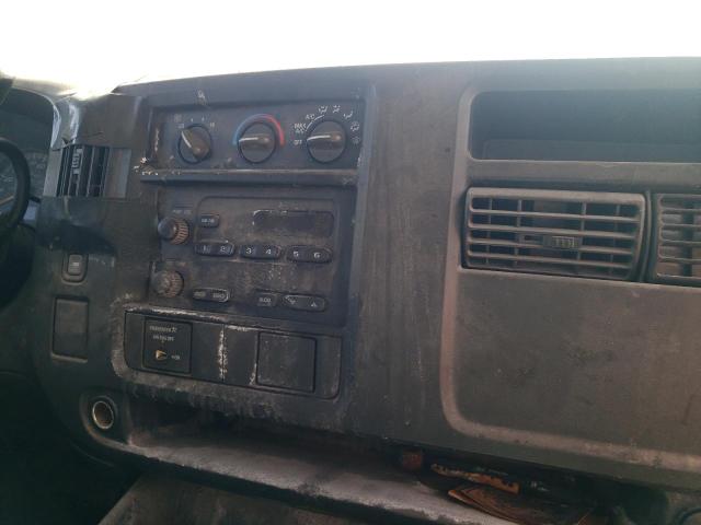 Photo 9 from auction – 2004 CHEVROLET EXPRESS G2 with VIN 1GCGG25V041183474