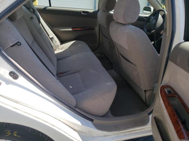 Photo 6 from auction – 2004 TOYOTA CAMRY LE with VIN JTDBE32K640282371