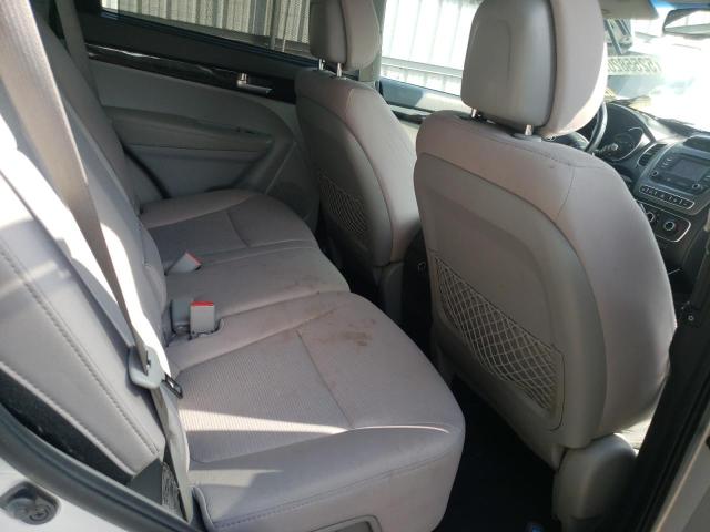 Photo 6 from auction – 2014 KIA SORENTO LX with VIN 5XYKT4A67EG485720