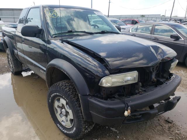 CHEVROLET S10 2003 with VIN 1GCCT19X338146280 - Photo from auction