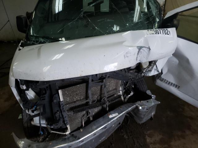 Photo 7 from auction – 2015 GMC SAVANA G25 with VIN 1GTW7FCFXF1904076
