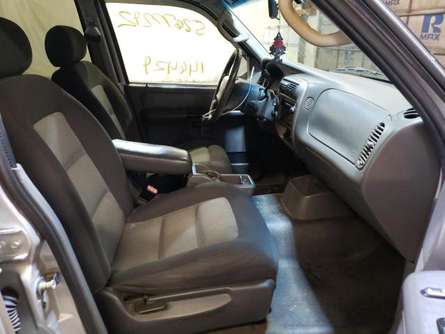 Photo 5 from auction – 2005 FORD EXPLORER S with VIN 1FMZU77KX5UB18077