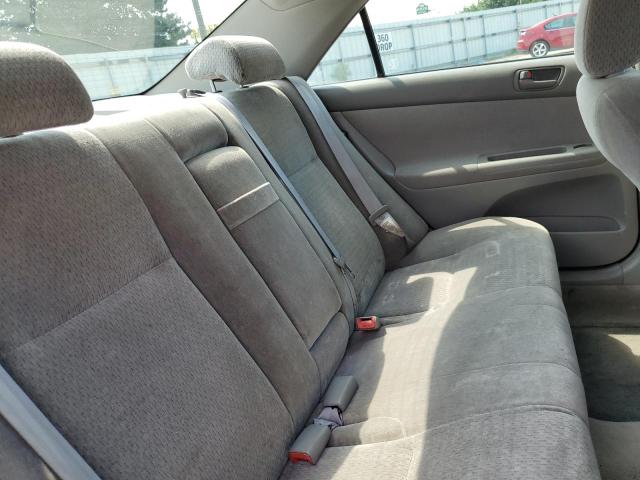 Photo 6 from auction – 2004 TOYOTA CAMRY LE with VIN JTDBE32K840288656