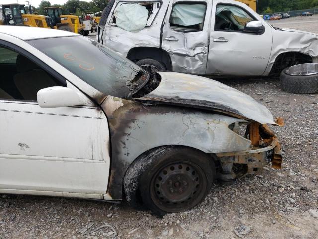 Photo 9 from auction – 2004 TOYOTA CAMRY LE with VIN 4T1BE32K64U344095