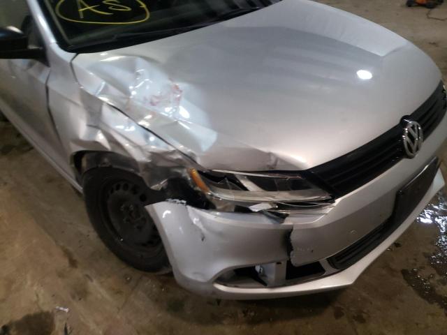 Photo 9 from auction – 2014 VOLKSWAGEN JETTA BASE with VIN 3VW2K7AJ8EM207420