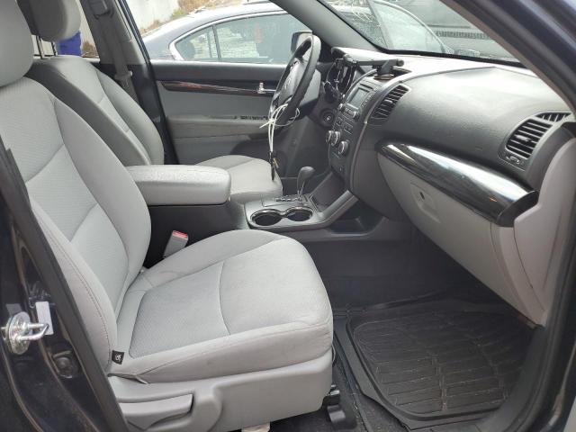 Photo 5 from auction – 2013 KIA SORENTO LX with VIN 5XYKT3A66DG367375