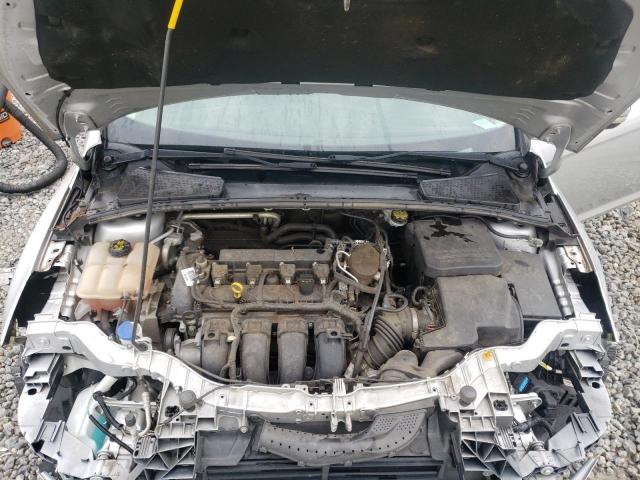 Photo 7 from auction – 2015 FORD FOCUS SE with VIN 1FADP3F21FL365176