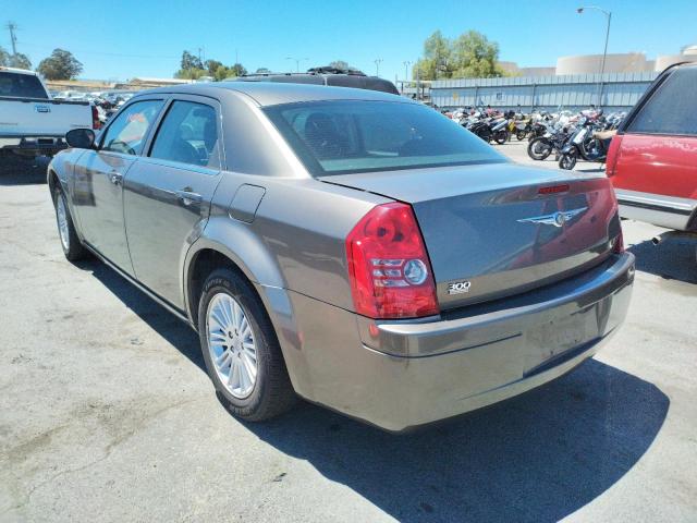 Photo 3 from auction – 2009 CHRYSLER 300 LX with VIN 2C3KA43D09H591794