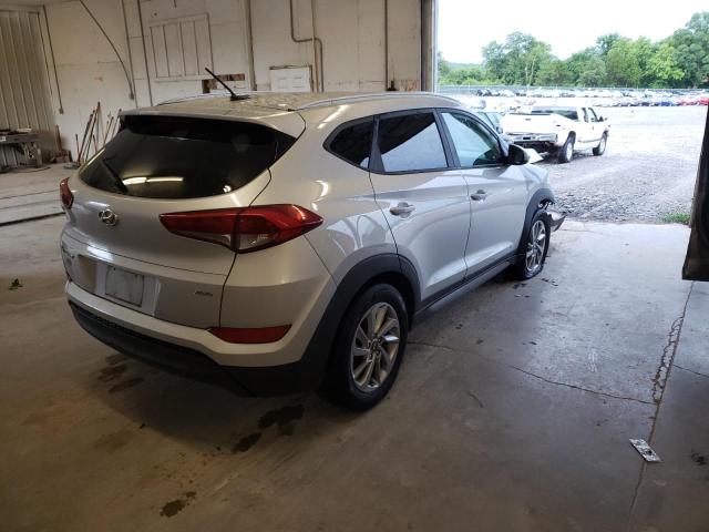 Photo 4 from auction – 2016 HYUNDAI TUCSON LIM with VIN KM8J3CA43GU092685
