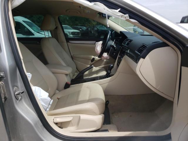 Photo 5 from auction – 2014 VOLKSWAGEN PASSAT S with VIN 1VWAH7A3XEC016871