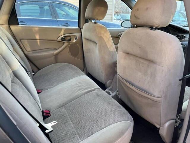 Photo 6 from auction – 2003 FORD FOCUS SE C with VIN 1FAFP34ZX3W292957