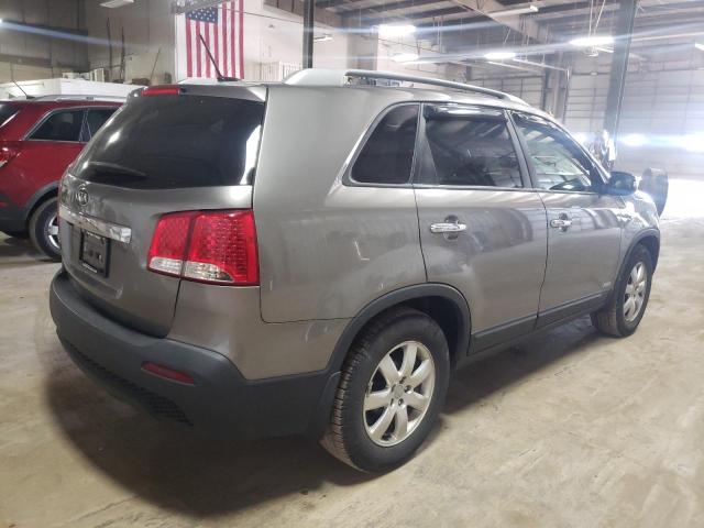 Photo 4 from auction – 2013 KIA SORENTO LX with VIN 5XYKTDA65DG409654