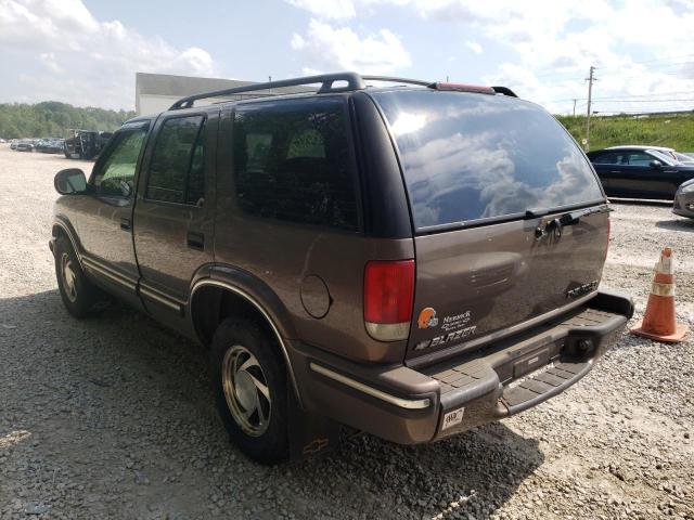 Photo 3 from auction – 1998 CHEVROLET BLAZER with VIN 1GNDT13W6W2166459