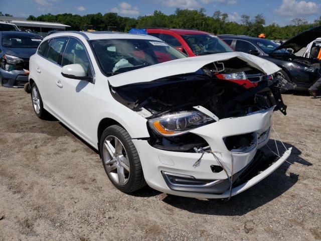 VOLVO V60 PLATIN 2015 with VIN YV140MEM7F1230460 - Photo from auction