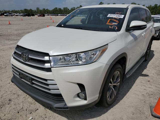 Photo 2 from auction – 2017 TOYOTA HIGHLANDER with VIN 5TDZZRFH7HS194579