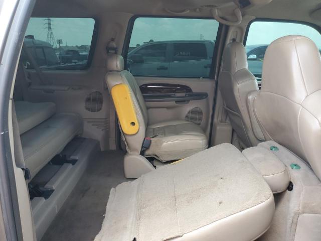Photo 6 from auction – 2004 FORD EXCURSION with VIN 1FMSU43P04EC04508