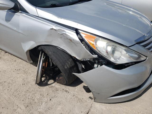 Photo 9 from auction – 2014 HYUNDAI SONATA GLS with VIN 5NPEB4ACXEH841267