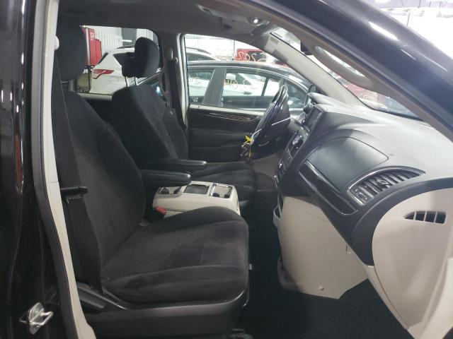 Photo 5 from auction – 2014 CHRYSLER TOWN & COU with VIN 2C4RC1BGXER115569