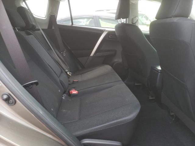 Photo 6 from auction – 2015 TOYOTA RAV4 LE with VIN JTMZFREV7FD053553