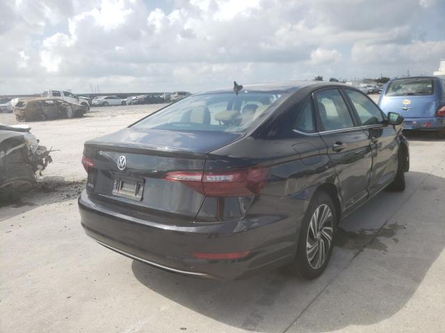 Photo 4 from auction – 2020 VOLKSWAGEN JETTA SEL with VIN 3VWEB7BU2LM077072