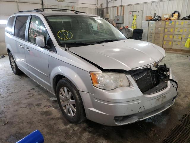CHRYSLER TOWN & COU 2008 with VIN 2A8HR54P68R114785 - Photo from auction