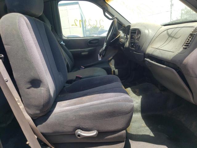 Photo 5 from auction – 2000 FORD F150 with VIN 1FTRX17L8YKA78051