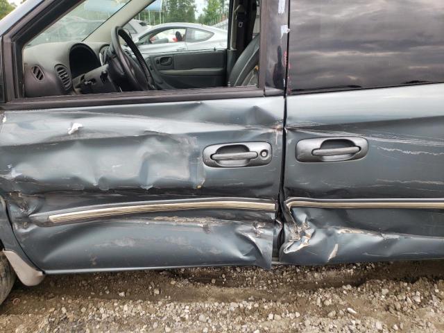 Photo 9 from auction – 2005 CHRYSLER TOWN & COU with VIN 2C8GP54L75R535446