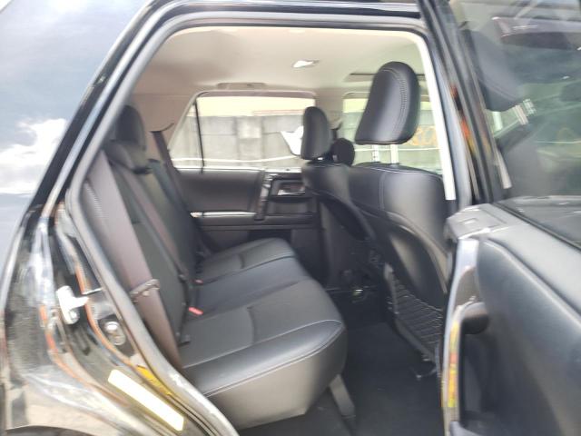 Photo 6 from auction – 2019 TOYOTA 4RUNNER SR with VIN JTEBU5JR7K5641672