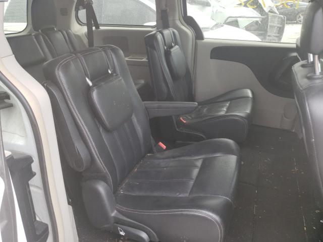Photo 6 from auction – 2014 CHRYSLER TOWN & COU with VIN 2C4RC1BG9ER159059