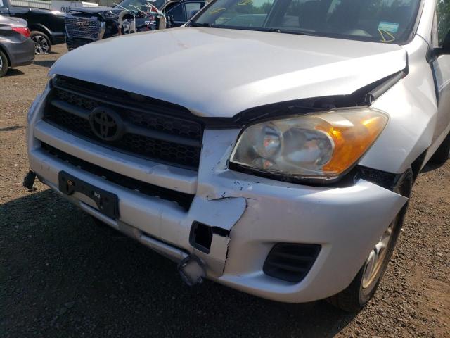 Photo 9 from auction – 2010 TOYOTA RAV4 with VIN JTMZF4DV7AD025071