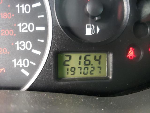 Photo 8 from auction – 2005 FORD FOCUS ZX4 with VIN 1FAFP34N25W150165