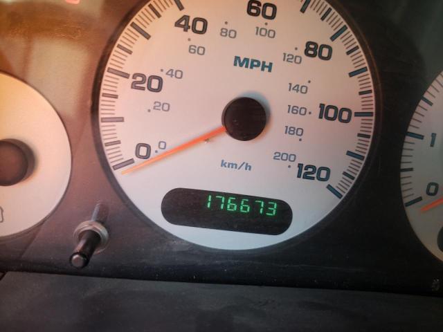 Photo 8 from auction – 2001 CHRYSLER TOWN & COU with VIN 1C4GP44371B226161