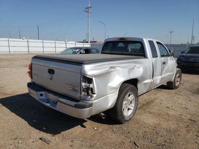 Photo 4 from auction – 2011 DODGE DAKOTA SLT with VIN 1D7RE3BK3BS571844