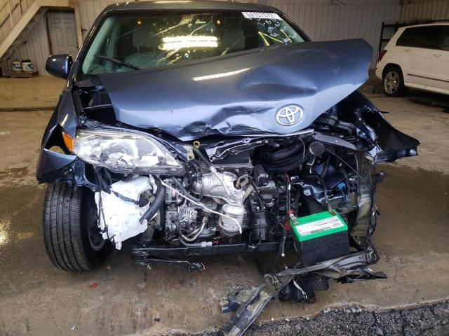 Photo 9 from auction – 2014 TOYOTA SIENNA XLE with VIN 5TDYK3DCXES525025