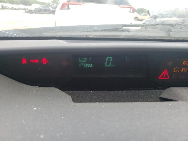 Photo 8 from auction – 2004 TOYOTA PRIUS with VIN JTDKB20U940012767