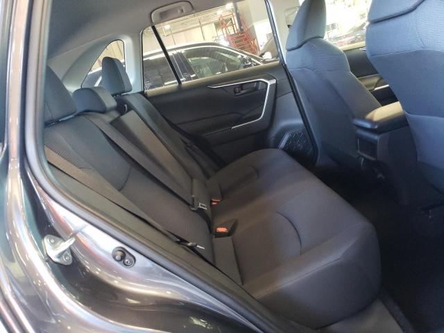 Photo 6 from auction – 2020 TOYOTA RAV4 LE with VIN JTMF1RFVXLD063988