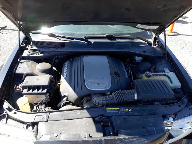 Photo 7 from auction – 2005 CHRYSLER 300C with VIN 2C3JA63HX5H119350