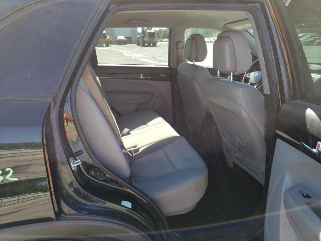 Photo 6 from auction – 2013 KIA SORENTO LX with VIN 5XYKTDA25DG309812