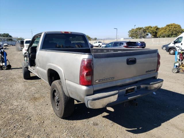 Photo 3 from auction – 2003 CHEVROLET SILVERADO with VIN 1GCHC29GX3E111166