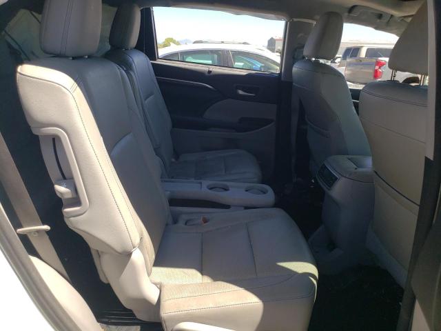 Photo 6 from auction – 2016 TOYOTA HIGHLANDER with VIN 5TDDKRFH6GS251447