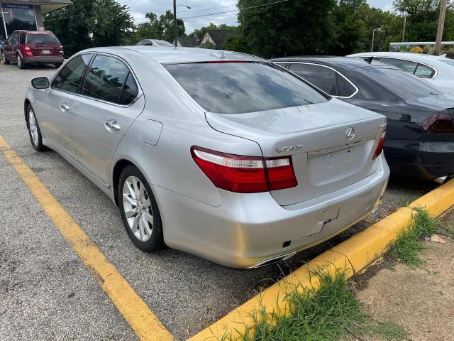 Photo 3 from auction – 2008 LEXUS LS 460L with VIN JTHGL46F485033069