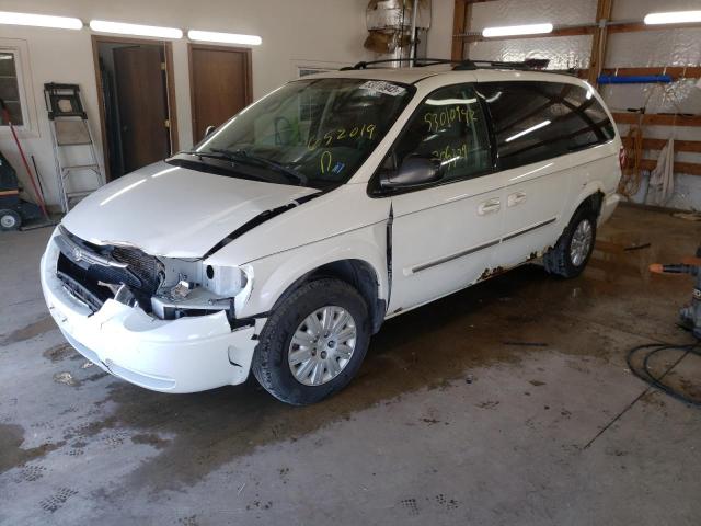 Photo 2 from auction – 2006 CHRYSLER TOWN & COU with VIN 2A4GP54L76R652019